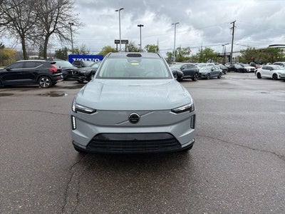 2025 Volvo EX90 Twin Motor Performance Plus 7-Seater