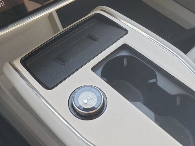 2025 Volvo EX90 Twin Motor Performance Plus 7-Seater