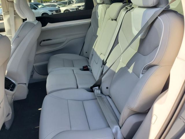 2025 Volvo EX90 Twin Motor Performance Plus 7-Seater
