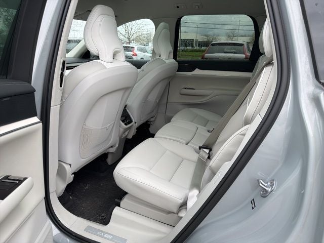 2025 Volvo EX90 Twin Motor Performance Plus 7-Seater