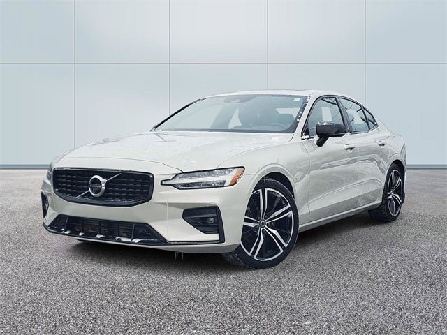 2021 Volvo S60 T5 R-Design