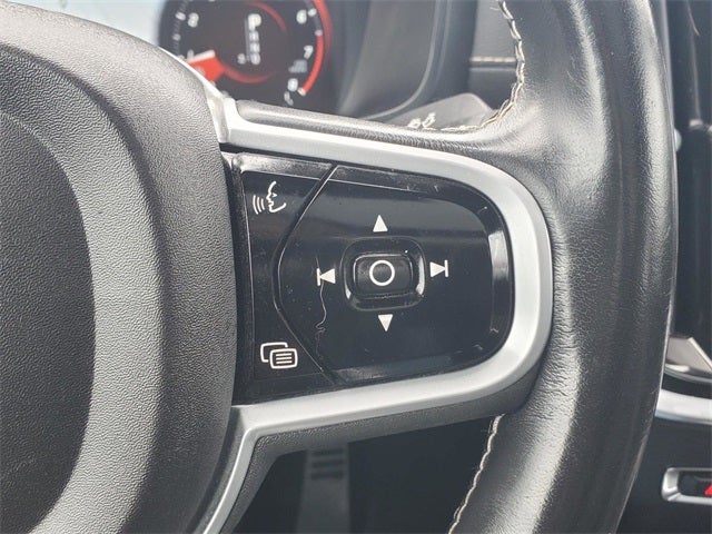 2021 Volvo S60 T5 R-Design