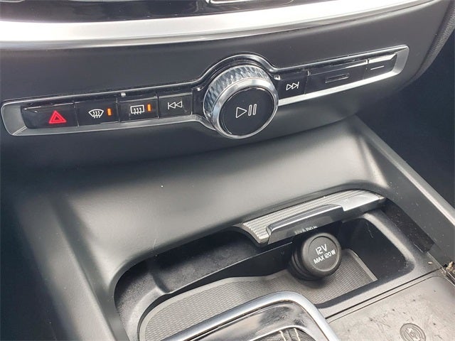 2021 Volvo S60 T5 R-Design