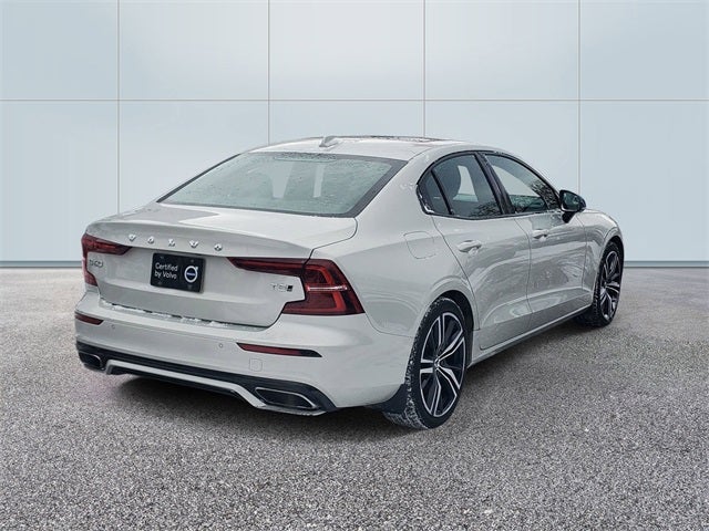 2021 Volvo S60 T5 R-Design