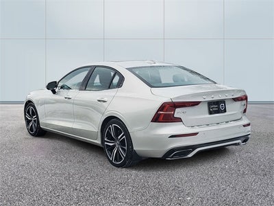 2021 Volvo S60 T5 R-Design