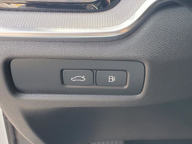 2024 Volvo S60 Recharge Plug-In Hybrid T8 Plus Black Edition
