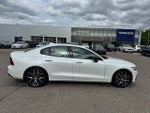 2022 Volvo S60 Recharge Plug-In Hybrid T8 Polestar
