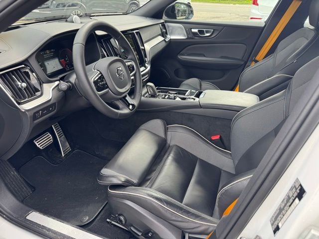 2022 Volvo S60 Recharge Plug-In Hybrid T8 Polestar