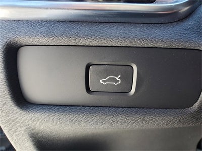 2023 Volvo S60 B5 Plus Dark Theme