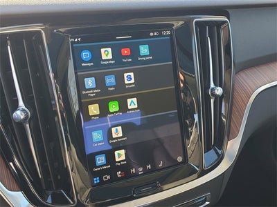 2023 Volvo S60 B5 Plus Dark Theme