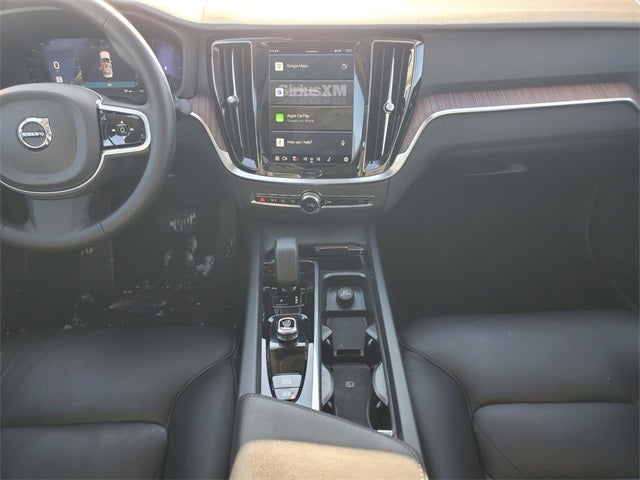 2023 Volvo S60 B5 Plus Dark Theme