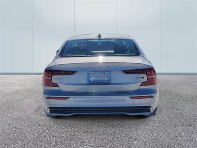 2023 Volvo S60 B5 Plus Dark Theme