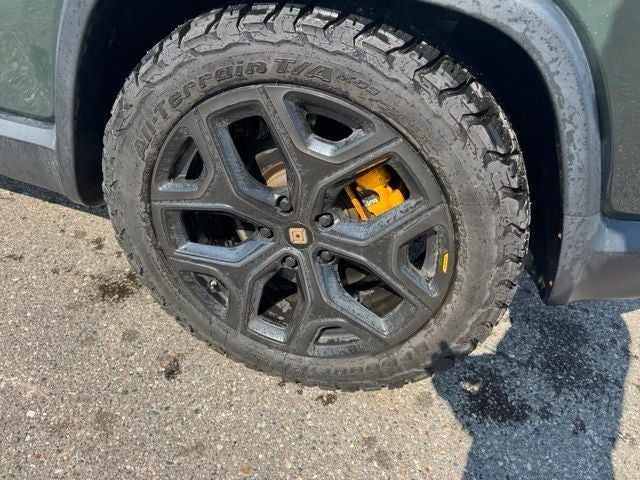 2023 Rivian R1S Adventure