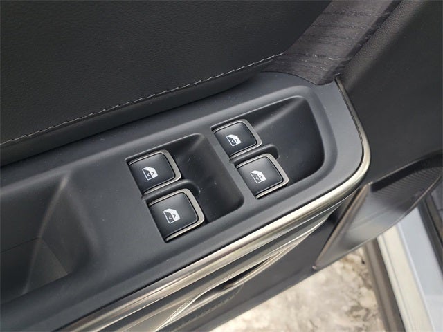 2024 Rivian R1S Adventure