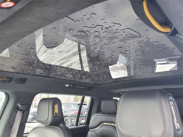 2024 Rivian R1S Adventure