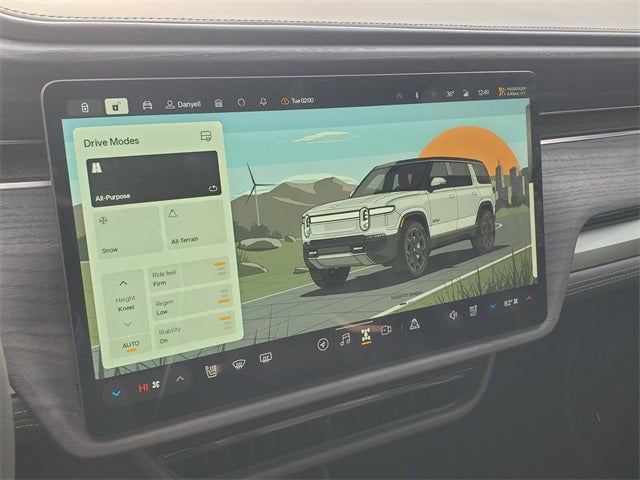 2024 Rivian R1S Adventure