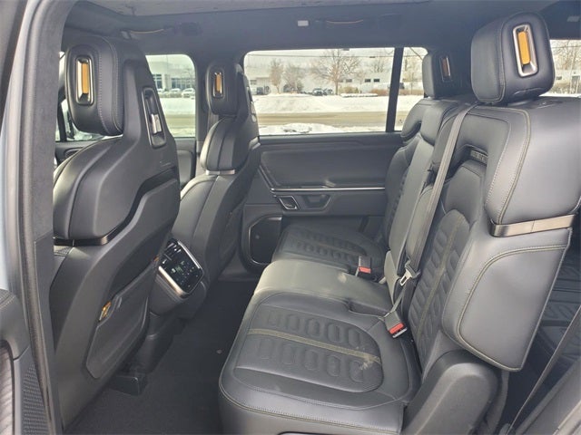 2024 Rivian R1S Adventure