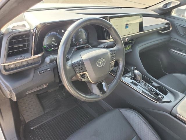 2024 Toyota Crown Platinum