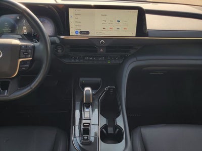 2024 Toyota Crown Platinum