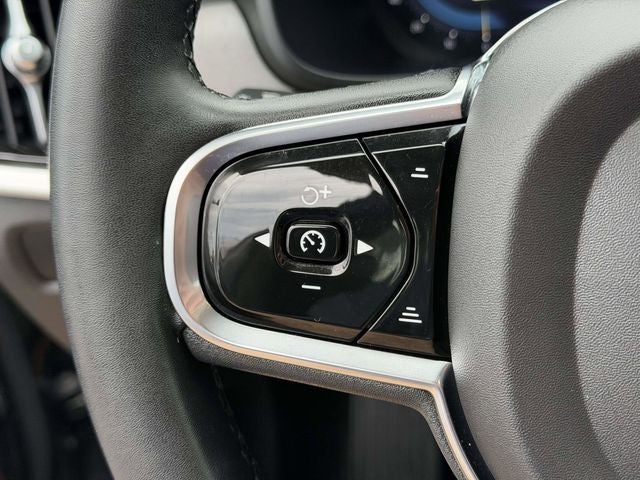 2023 Volvo S90 B6 Plus