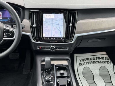 2023 Volvo S90 B6 Plus