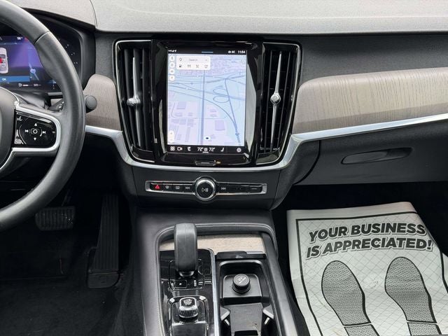 2023 Volvo S90 B6 Plus