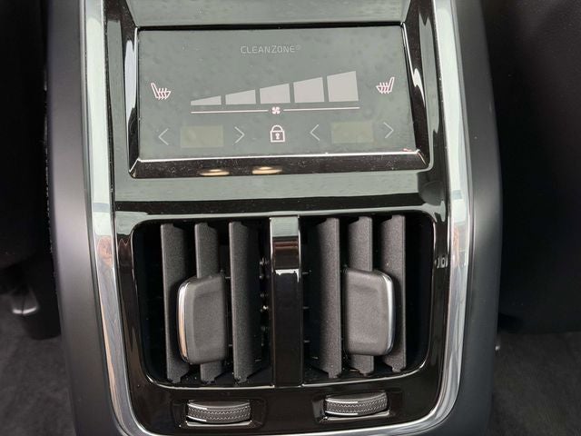 2023 Volvo S90 B6 Plus
