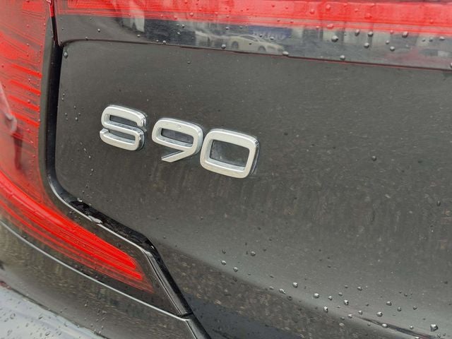 2023 Volvo S90 B6 Plus