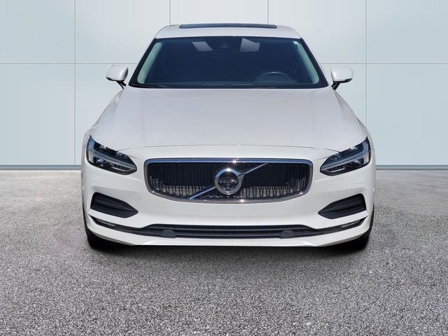 2018 Volvo S90 T6 Momentum