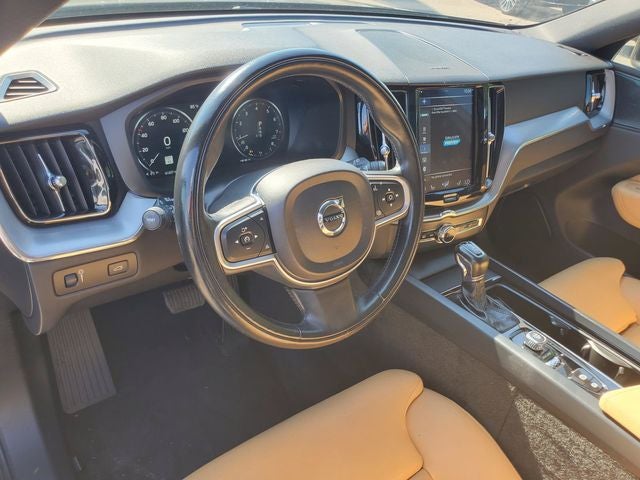 2019 Volvo XC60 T6 Momentum
