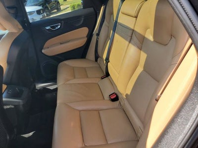 2019 Volvo XC60 T6 Momentum