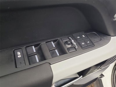2024 Land Rover Defender 110 S