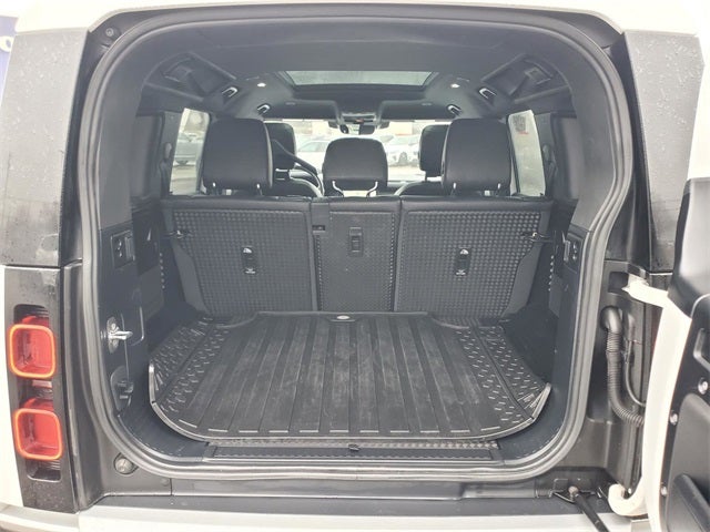 2024 Land Rover Defender 110 S