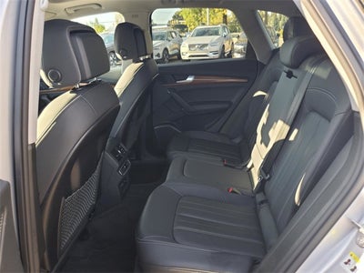 2023 Audi Q5 45 S line Premium quattro