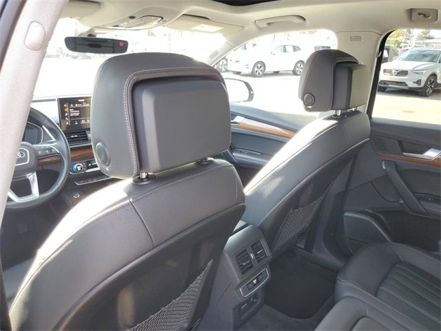 2023 Audi Q5 45 S line Premium quattro