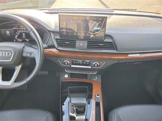 2023 Audi Q5 45 S line Premium quattro