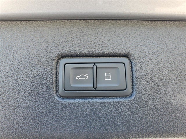 2022 Audi Q7 55 Premium Plus quattro