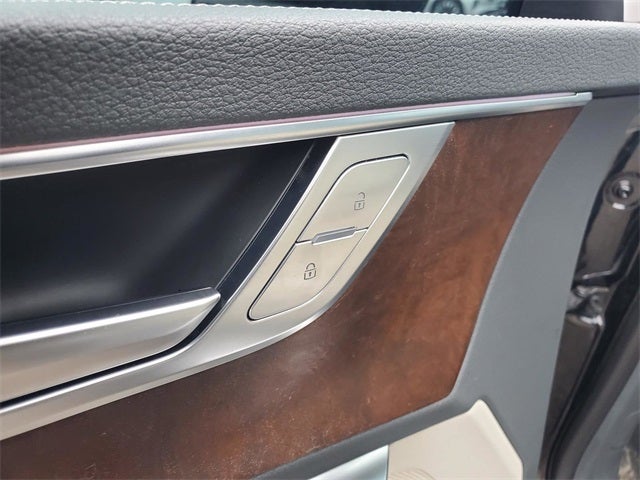 2022 Audi Q7 55 Premium Plus quattro