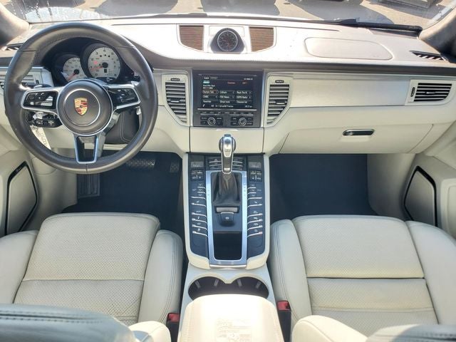 2015 Porsche Macan S