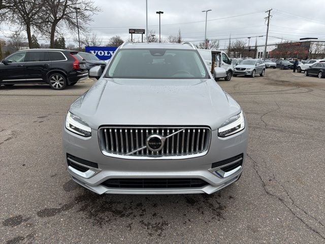 2023 Volvo XC90 B6 Plus 6-Seater