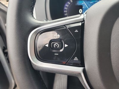 2023 Volvo XC90 B6 Plus 6-Seater