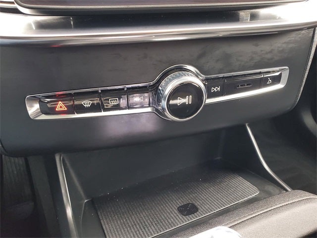 2025 Volvo XC90 B6 Plus 7-Seater 2025.5