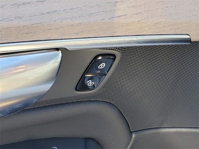 2025 Volvo XC90 B6 Plus 7-Seater 2025.5