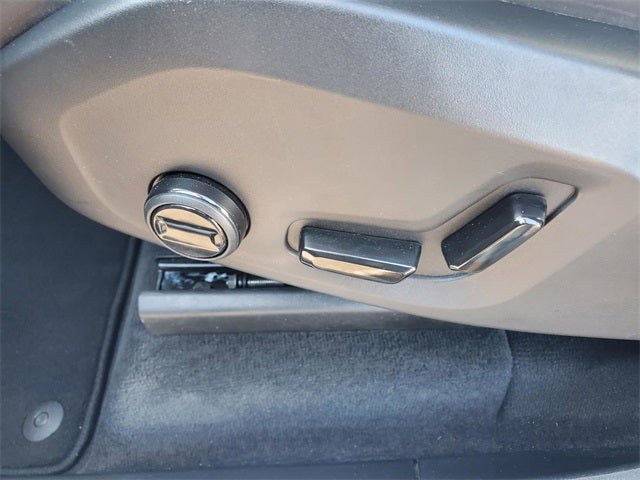 2025 Volvo XC90 B6 Plus 7-Seater 2025.5