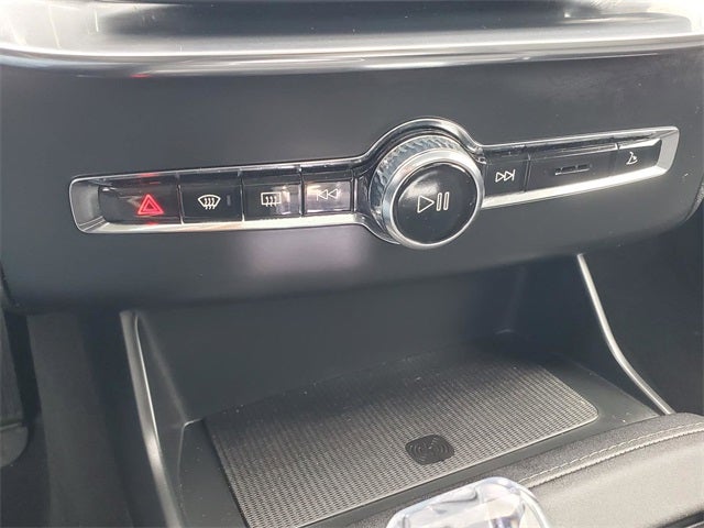 2025 Volvo XC90 B6 Plus 7-Seater 2025.5