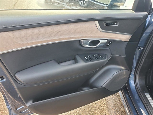 2025 Volvo XC90 B6 Plus 7-Seater 2025.5