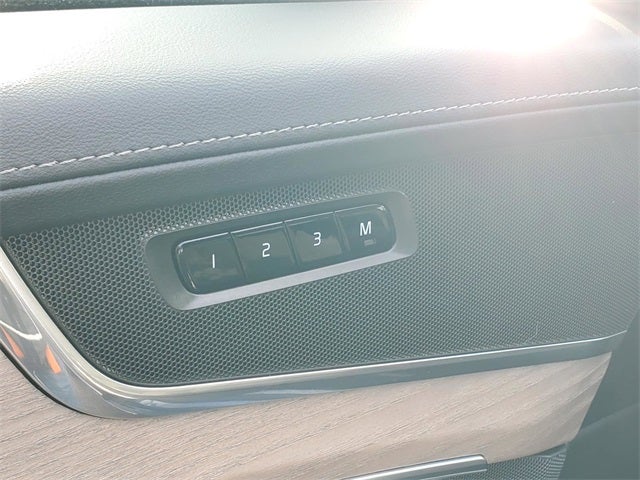 2025 Volvo XC90 B6 Plus 7-Seater 2025.5