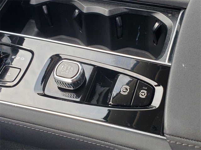 2025 Volvo XC90 B6 Plus 7-Seater 2025.5