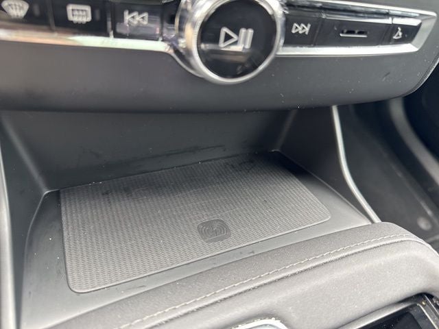 2025 Volvo XC90 B6 Plus 7-Seater 2025.5