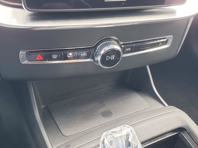 2025 Volvo XC90 B6 Plus 7-Seater 2025.5